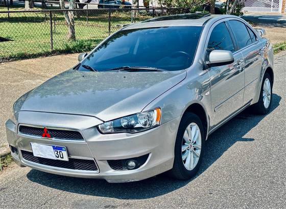 MITSUBISHI LANCER 2.0 HLE 16V GASOLINA 4P AUTOMÁTICO